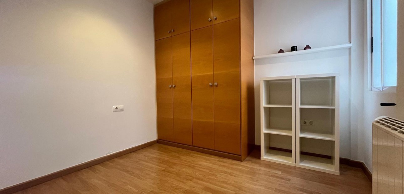 Herverkoop - Appartement / flat -
Torrevieja - torrevieja