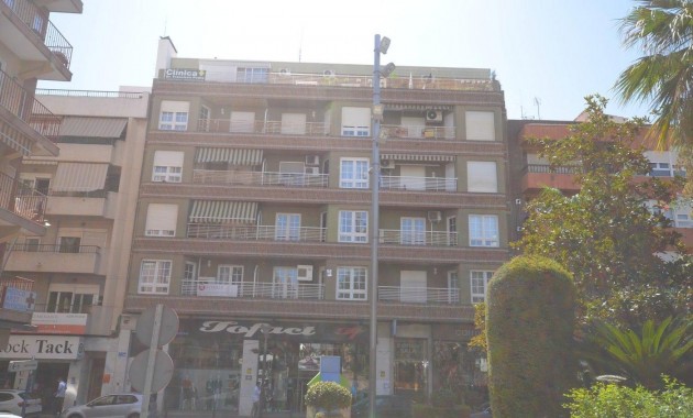 Herverkoop - Appartement / flat -
Torrevieja - torrevieja