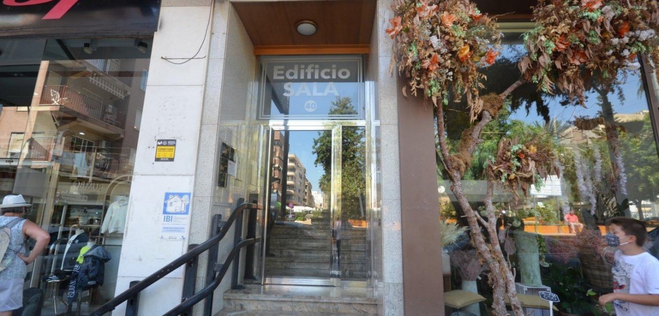 Herverkoop - Appartement / flat -
Torrevieja - torrevieja