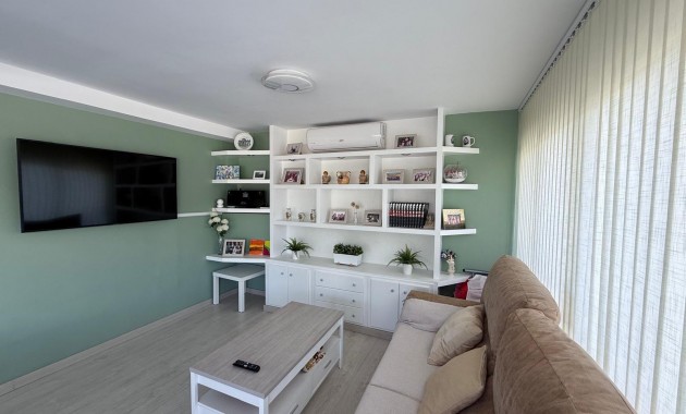 Sale - Villa -
Torrevieja - Los Balcones - Los Altos del Edén