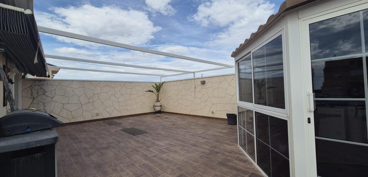 Sale - Terraced house -
Torrevieja - Torreblanca