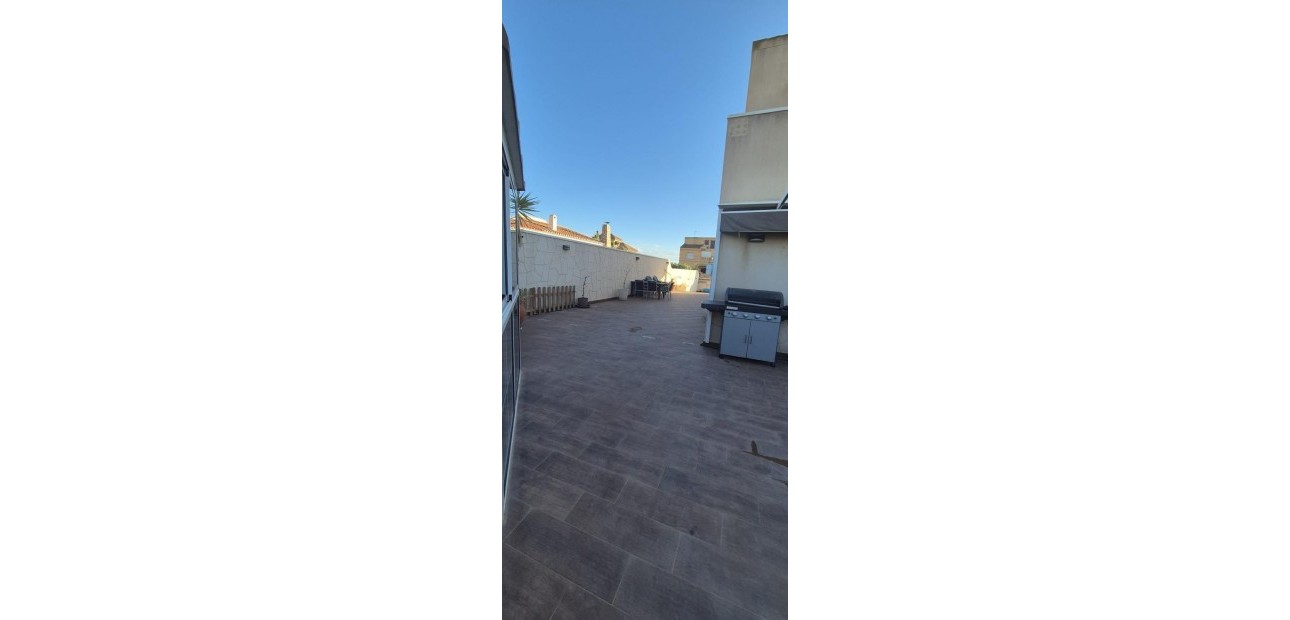 Sale - Terraced house -
Torrevieja - Torreblanca