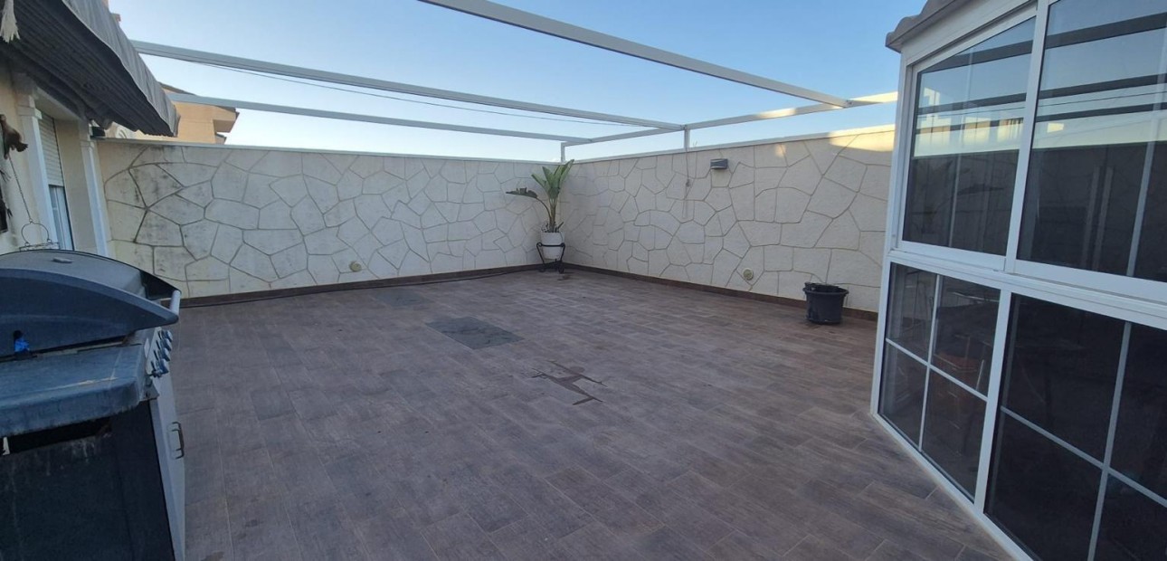 Herverkoop - Terraced house -
Torrevieja - Torreblanca