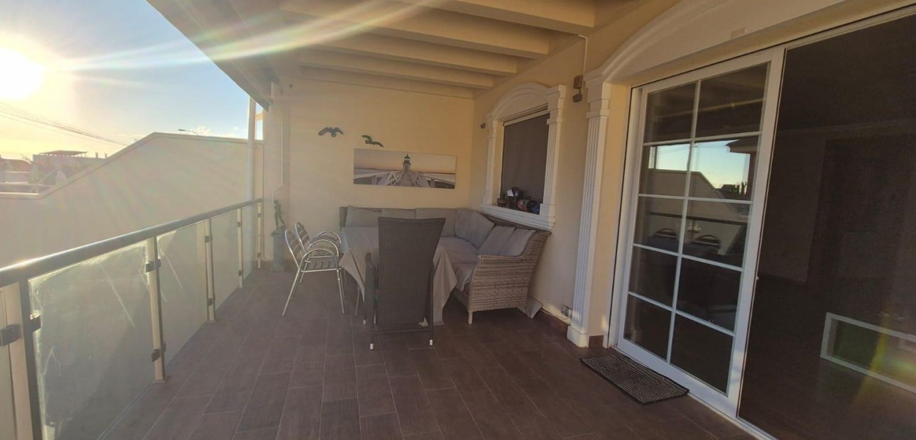 Sale - Terraced house -
Torrevieja - Torreblanca