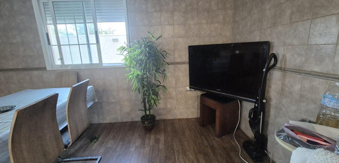 Sale - Terraced house -
Torrevieja - Torreblanca