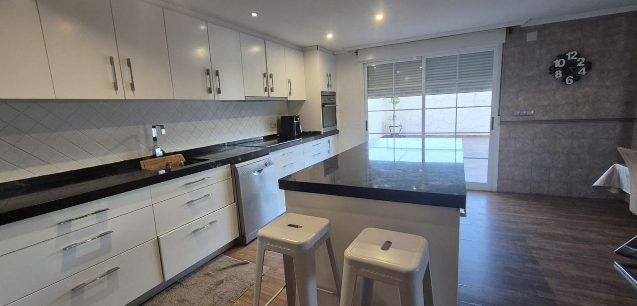 Sale - Terraced house -
Torrevieja - Torreblanca