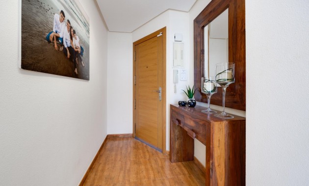 Herverkoop - Appartement / flat -
Torrevieja - torrevieja