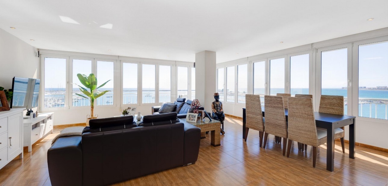 Herverkoop - Appartement / flat -
Torrevieja - torrevieja