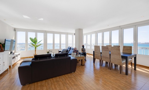 Herverkoop - Appartement / flat -
Torrevieja - torrevieja