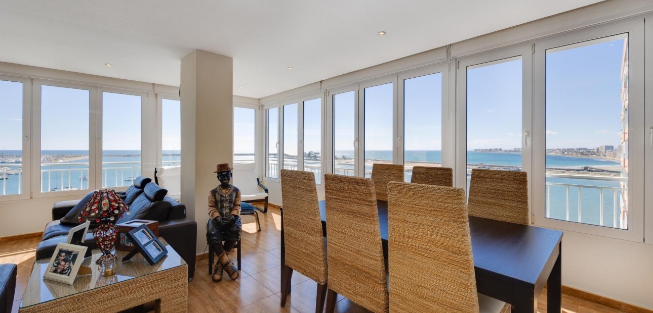 Herverkoop - Appartement / flat -
Torrevieja - torrevieja