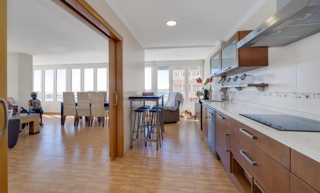 Herverkoop - Appartement / flat -
Torrevieja - torrevieja