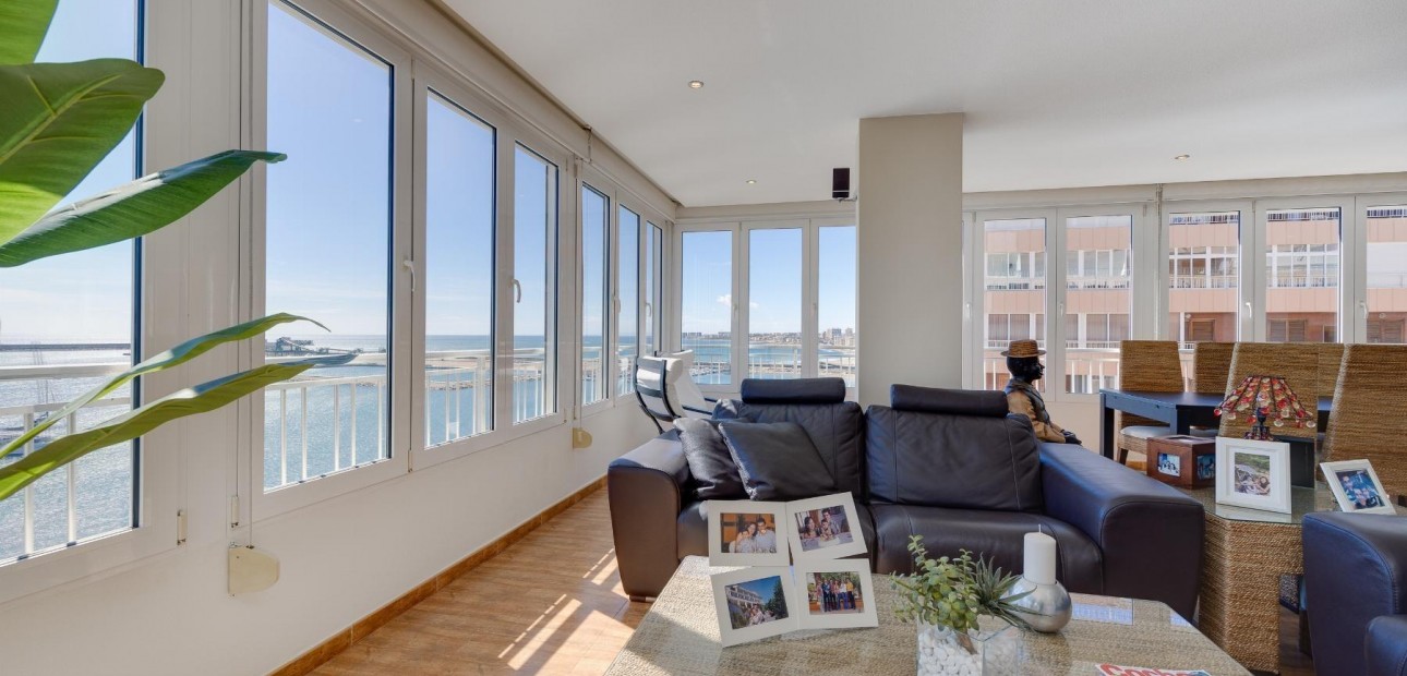 Herverkoop - Appartement / flat -
Torrevieja - torrevieja