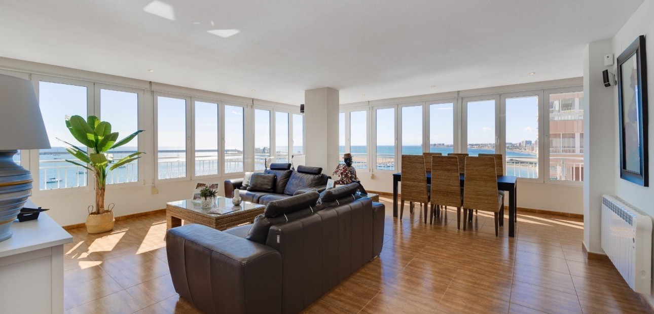 Herverkoop - Appartement / flat -
Torrevieja - torrevieja