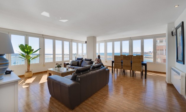 Herverkoop - Appartement / flat -
Torrevieja - torrevieja