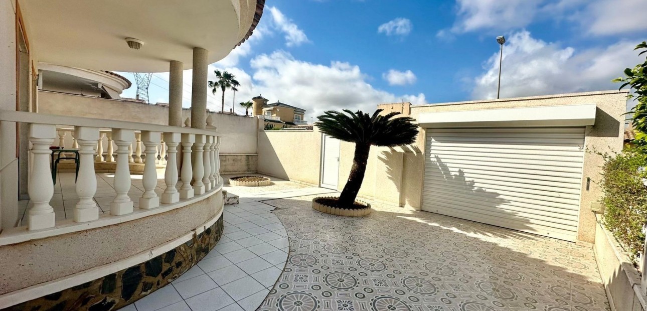 Sale - Terraced house -
Torrevieja - Cabo cervera