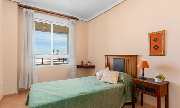 Herverkoop - Appartement / flat -
Torrevieja - Torrevieja - Centre