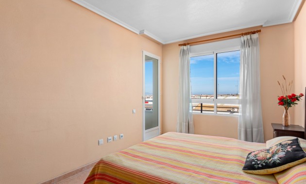 Venta - Apartamento / piso -
Torrevieja - Torrevieja - Centre