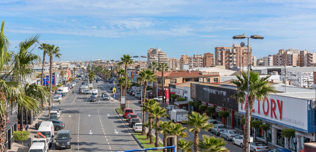 Herverkoop - Appartement / flat -
Torrevieja - Torrevieja - Centre