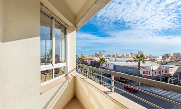 Venta - Apartamento / piso -
Torrevieja - Torrevieja - Centre