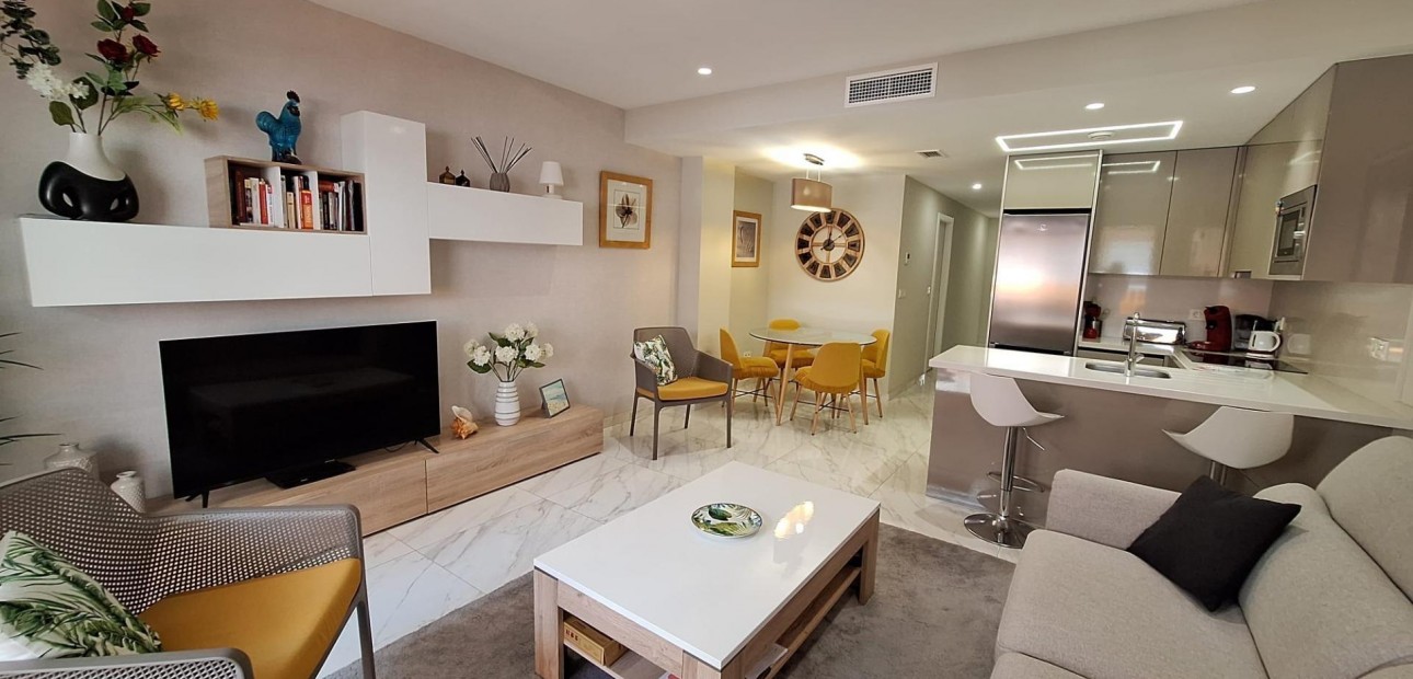 Herverkoop - Appartement / flat -
Torrevieja - torrevieja