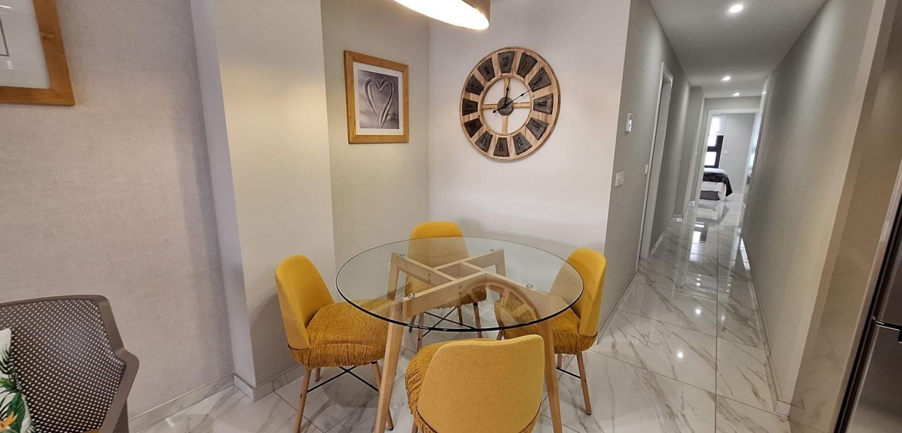 Herverkoop - Appartement / flat -
Torrevieja - torrevieja