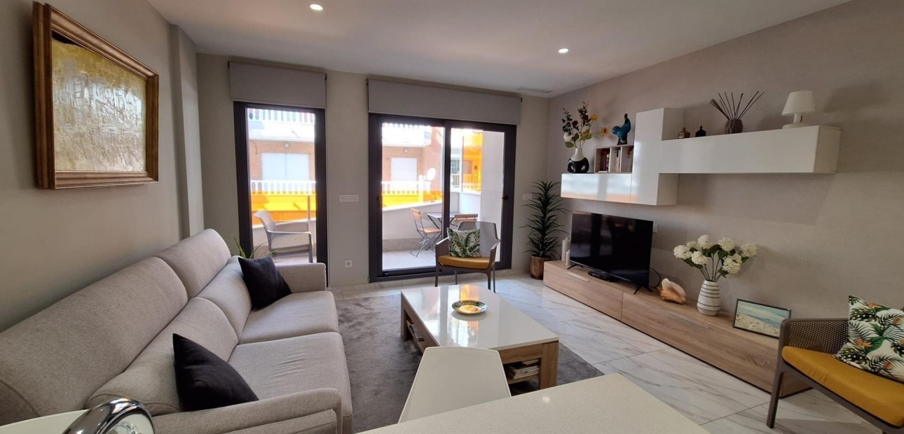 Herverkoop - Appartement / flat -
Torrevieja - torrevieja