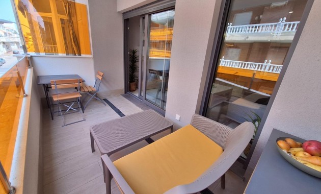 Herverkoop - Appartement / flat -
Torrevieja - torrevieja