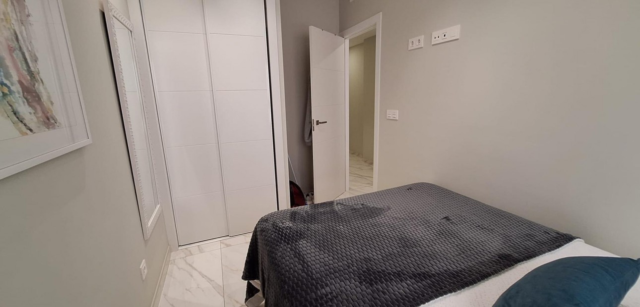 Herverkoop - Appartement / flat -
Torrevieja - torrevieja