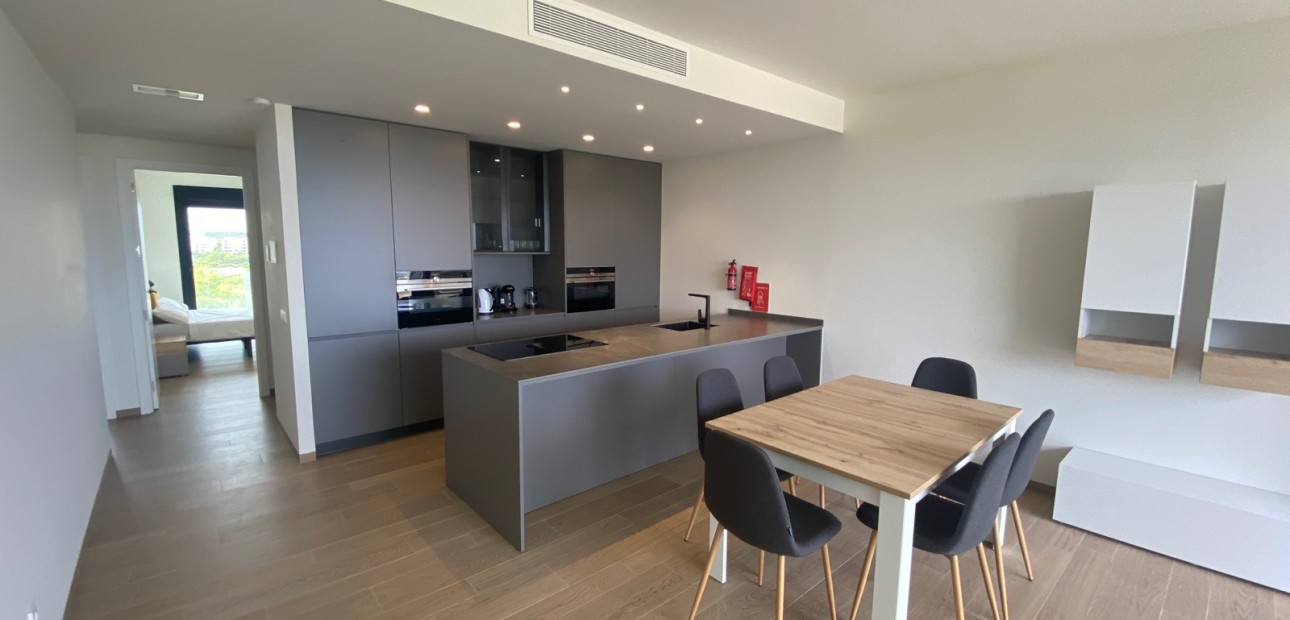 Herverkoop - Appartement / flat -
Las Colinas