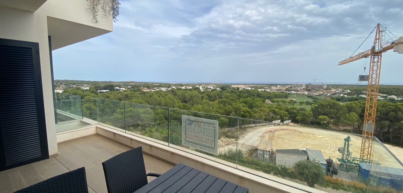 Herverkoop - Appartement / flat -
Las Colinas