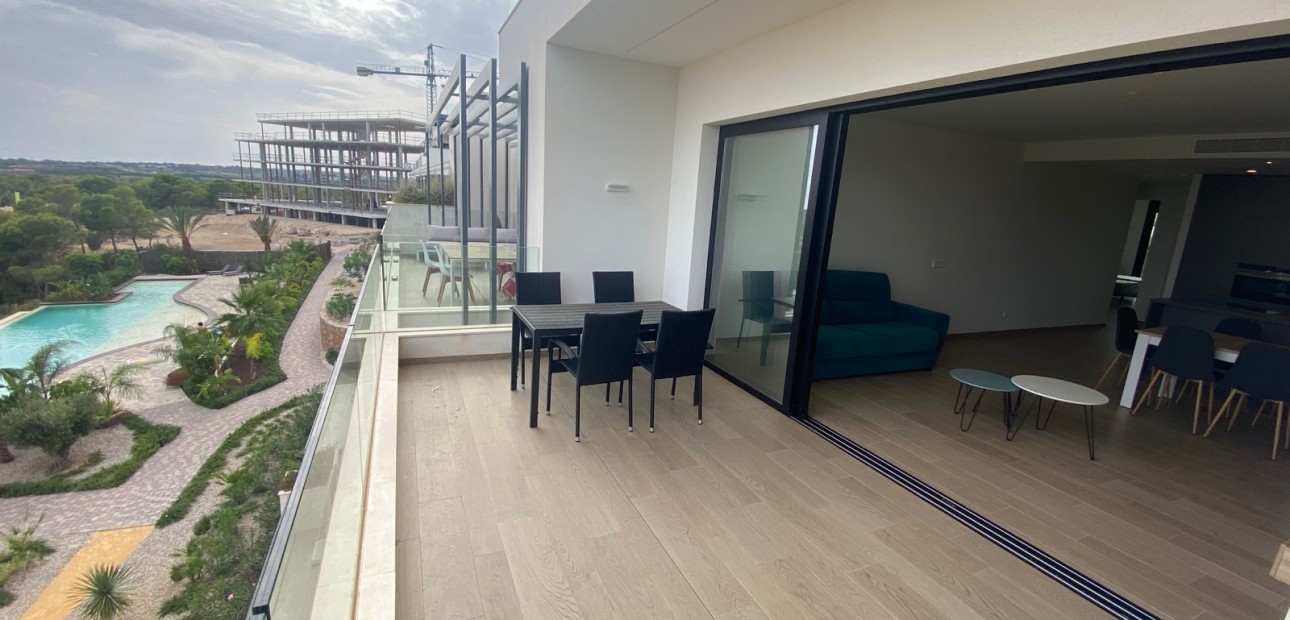 Herverkoop - Appartement / flat -
Las Colinas