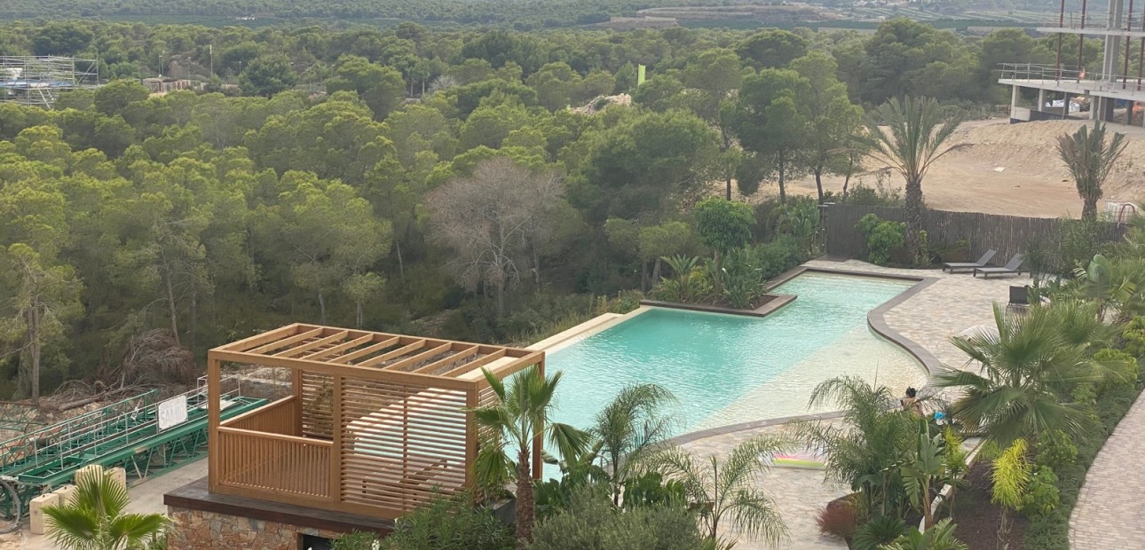 Herverkoop - Appartement / flat -
Las Colinas