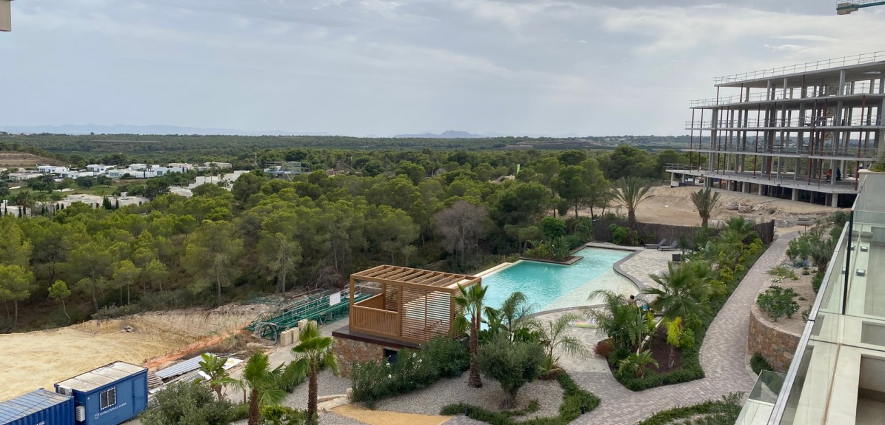 Herverkoop - Appartement / flat -
Las Colinas