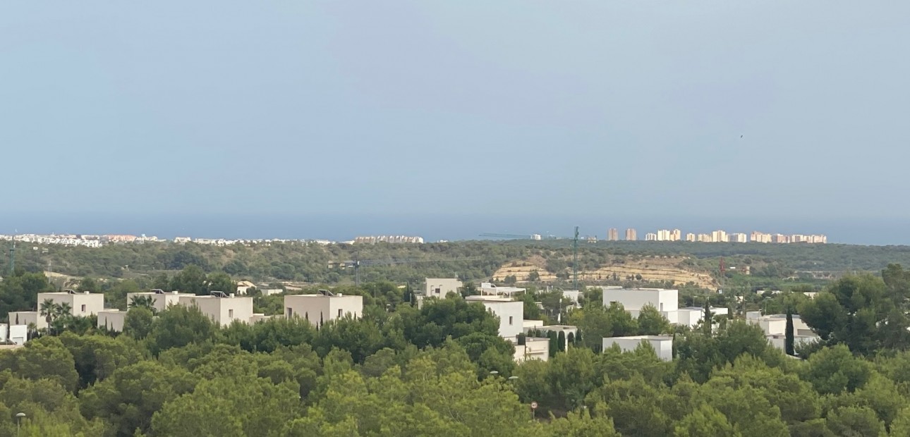 Herverkoop - Appartement / flat -
Las Colinas