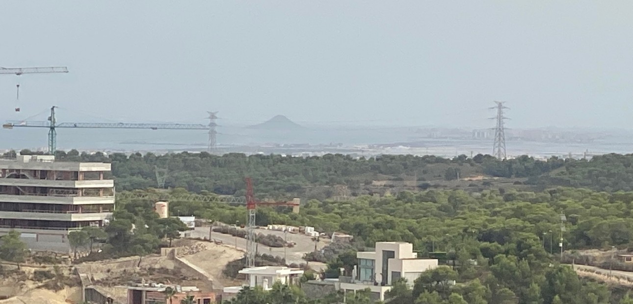 Herverkoop - Appartement / flat -
Las Colinas