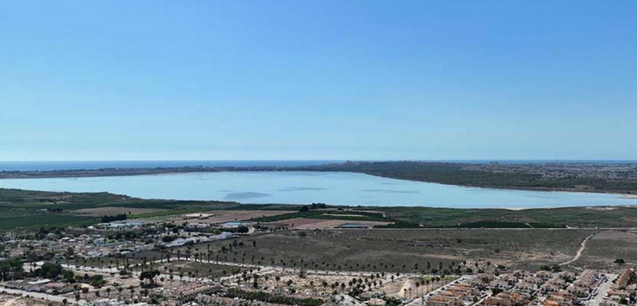 Herverkoop - Villa -
Ciudad Quesada