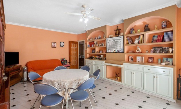 Herverkoop - Appartement / flat -
Torrevieja - torrevieja