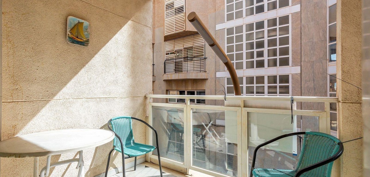 Herverkoop - Appartement / flat -
Torrevieja - torrevieja