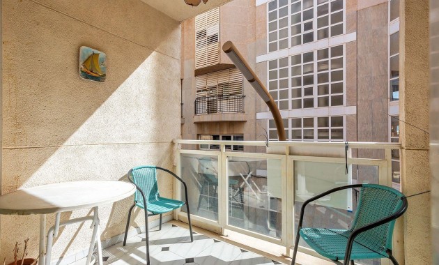 Herverkoop - Appartement / flat -
Torrevieja - torrevieja