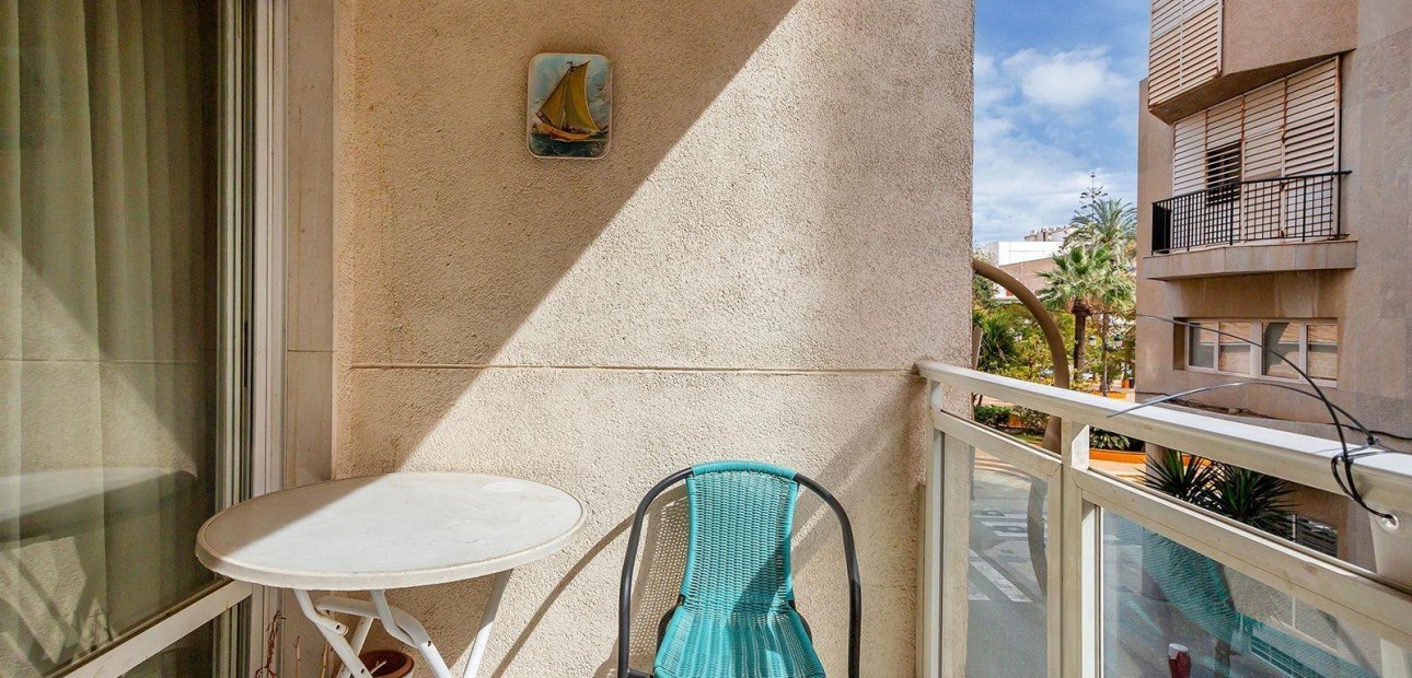 Herverkoop - Appartement / flat -
Torrevieja - torrevieja