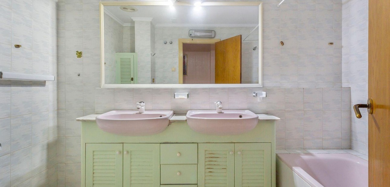 Herverkoop - Appartement / flat -
Torrevieja - torrevieja