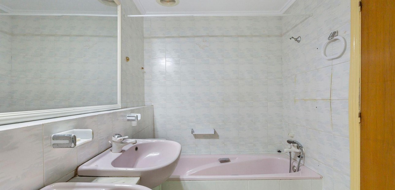 Herverkoop - Appartement / flat -
Torrevieja - torrevieja