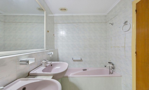 Herverkoop - Appartement / flat -
Torrevieja - torrevieja