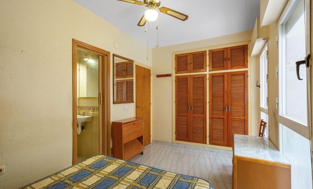 Herverkoop - Appartement / flat -
Torrevieja - torrevieja