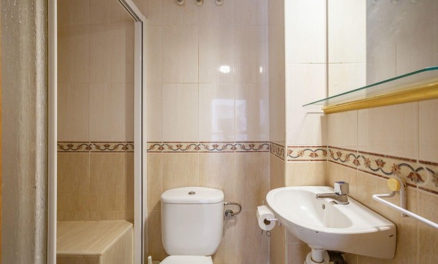 Herverkoop - Appartement / flat -
Torrevieja - torrevieja