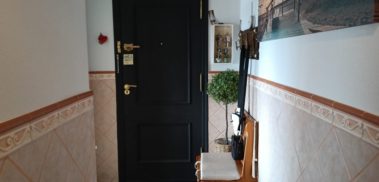 Sale - Apartment flat -
Los Montesinos