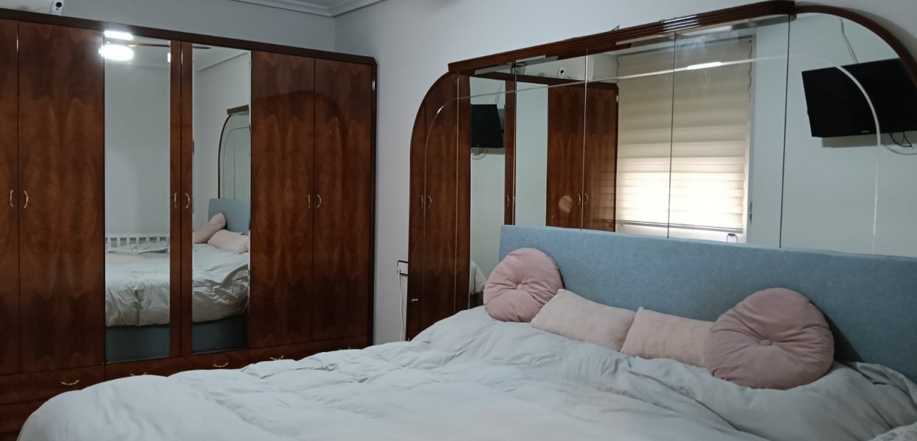 Sale - Apartment flat -
Los Montesinos