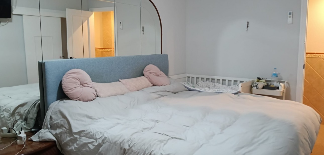 Sale - Apartment flat -
Los Montesinos