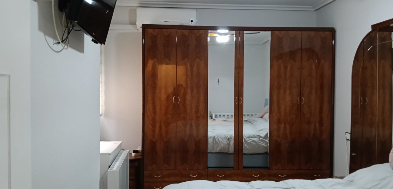 Sale - Apartment flat -
Los Montesinos
