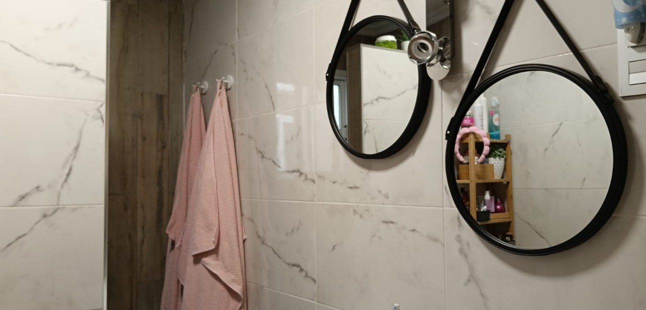 Sale - Apartment flat -
Los Montesinos